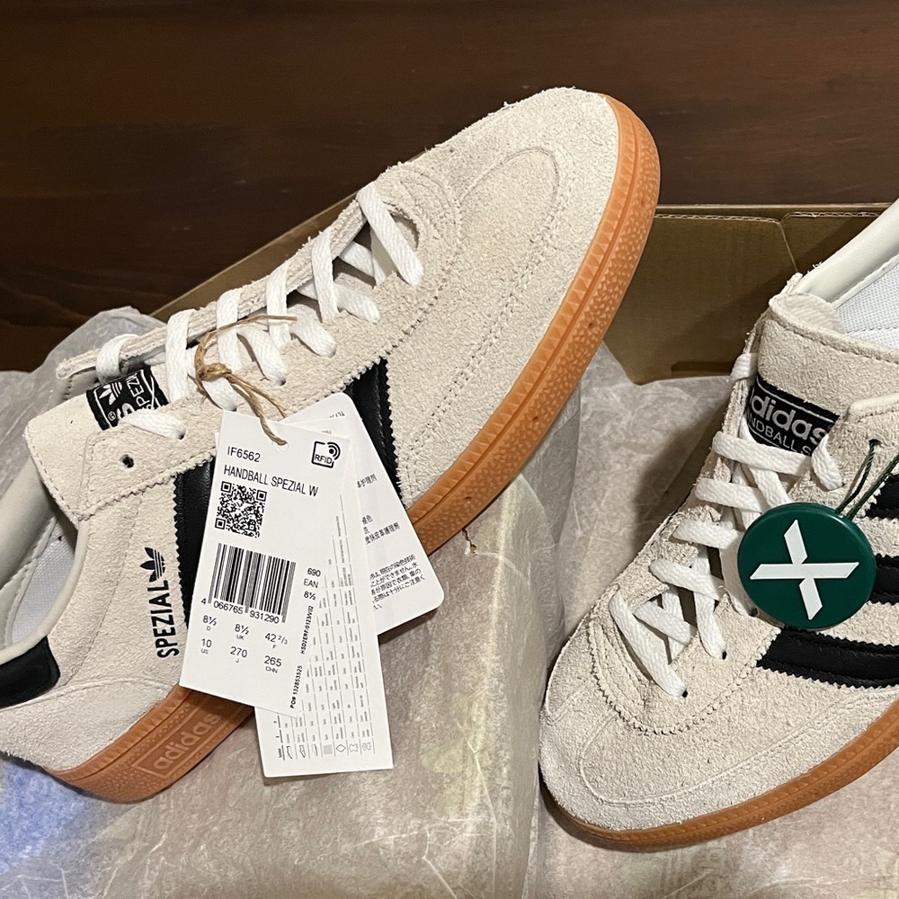 Adidas Handball Spezial - Picture 1 of 6